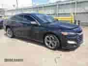 2019 Chevrolet Malibu RS z VIN 1G1ZG5ST7KF190041, wystawiony jako Copart lot #69986515 z przebiegiem 48 549 mil mil oraz Szkoda całkowita • Salvage title. Historia ofert i sprzedaży dostępna na DreamBid. Obrazek 4.