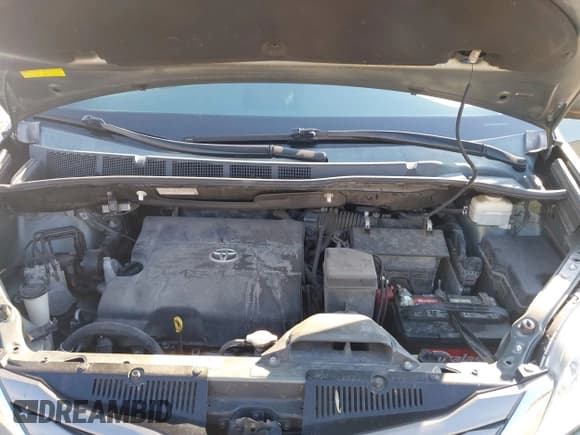 ✅ 2014 Toyota Sienna XLE • VIN: 5TDYK3DC4ES426183 • Lot: 43448376. Wystawiony na IAAI z przebiegiem 147 679 mil. Bezpłatny archiwum sprzedaży aukcyjnych z USA i szczegółowy raport historii pojazdu na DreamBid. Zdjęcie 10.