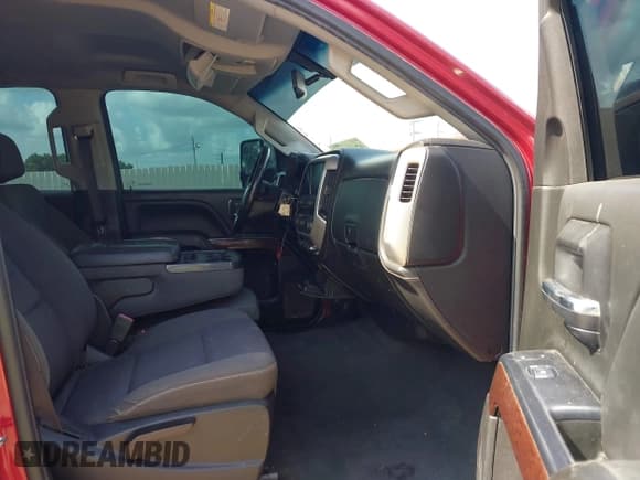 ✅ 2019 GMC Sierra 2500HD • VIN: 1GT12PEG3KF220519 • Лот: 42640280. Опубликован ранее на IAAI с пробегом 176 429 миль. Бесплатный доступ к архиву аукционных продаж из США и подробный отчёт об истории автомобиля на DreamBid. Изображение 5.