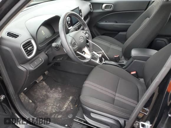2023 Hyundai Venue SEL с VIN KMHRC8A39PU223139, выставлен на аукционе Copart как лот 79836894 с пробегом 20 282 миль миль и Списание • Salvage title. История ставок и продаж доступна на DreamBid. Изображение 7.