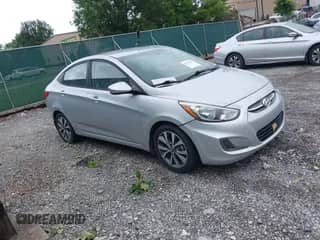 2017 Hyundai Accent SE с VIN KMHCT4AE8HU338154, выставлен на аукционе IAAI как лот 42547027 с пробегом 51 827 миль миль и . История ставок и продаж доступна на DreamBid. Изображение 1.