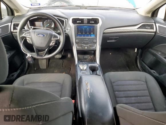 ✅ 2020 Ford Fusion SE • VIN: 3FA6P0HD0LR190390 • Lot: 57521855. Listed on Copart with 125,882 mi. Free auction sales archive from the USA and detailed vehicle history report at DreamBid. Image 8.