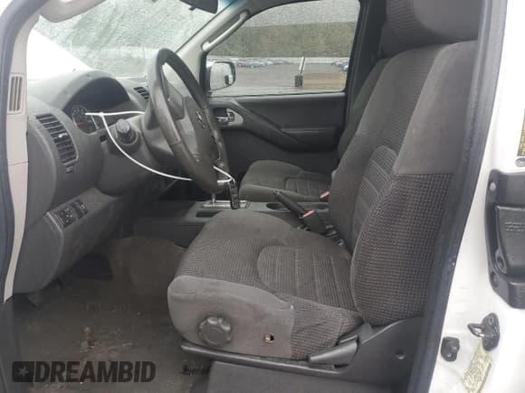 ✅ 2006 Nissan Frontier SE • VIN: 1N6AD06U66C433135 • Лот: 82469525. Опубликован ранее на Copart с пробегом 174 112 миль. Бесплатный доступ к архиву аукционных продаж из США и подробный отчёт об истории автомобиля на DreamBid. Изображение 7.