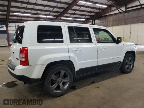 ✅ 2015 Jeep Patriot High Altitude • VIN: 1C4NJPFA0FD157556 • Lot: 55453425. Listed on Copart with 97,409 mi. Free auction sales archive from the USA and detailed vehicle history report at DreamBid. Image 3.