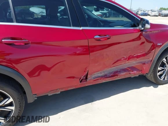 ✅ 2018 Infiniti QX30 Essential • VIN: SJKCH5CR7JA052036 • Lot: 41971980. Listed on IAAI with 84,817 mi. Free auction sales archive from the USA and detailed vehicle history report at DreamBid. Image 6.