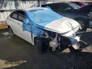 2014 Hyundai Accent GLS с VIN KMHCT4AE8EU684992, выставлен на аукционе Copart как лот 41794524 с пробегом 86 089 миль миль и Списание • Salvage title. История ставок и продаж доступна на DreamBid. Изображение 4.