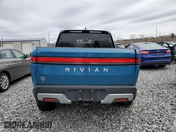 ✅ 2024 Rivian R1T Adventure • VIN: 7FCTGCAA7RN030866 • Лот: 52406415. Опубликован ранее на Copart с пробегом 12 066 миль. Бесплатный доступ к архиву аукционных продаж из США и подробный отчёт об истории автомобиля на DreamBid. Изображение 6.