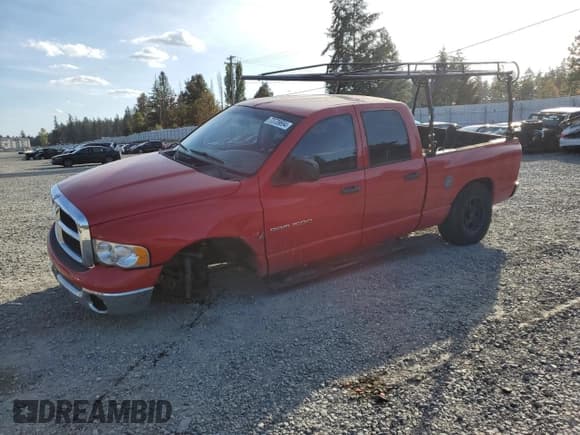 ✅ 2005 Dodge 1500 SLT • VIN: 1D7HU18NX5J590860 • Лот: 73739694. Опубликован ранее на Copart с пробегом 124 644 миль. Бесплатный доступ к архиву аукционных продаж из США и подробный отчёт об истории автомобиля на DreamBid. Изображение 1.