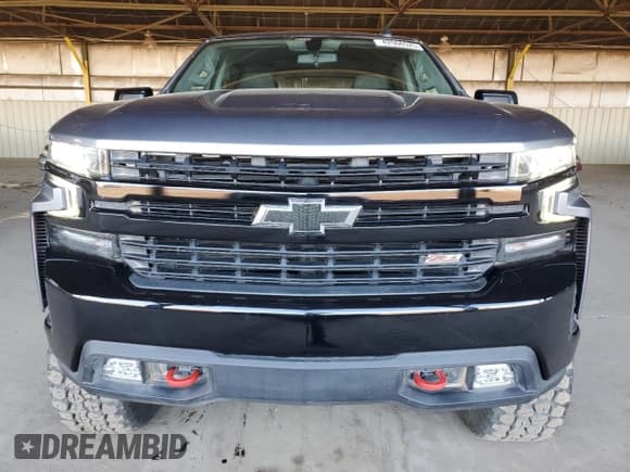 ✅ 2020 Chevrolet Silverado 1500 LT Trail Boss • VIN: 3GCPYFED4LG299952 • Lot: 42566525. Wystawiony na Copart z przebiegiem 75 847 mil. Bezpłatny archiwum sprzedaży aukcyjnych z USA i szczegółowy raport historii pojazdu na DreamBid. Zdjęcie 5.
