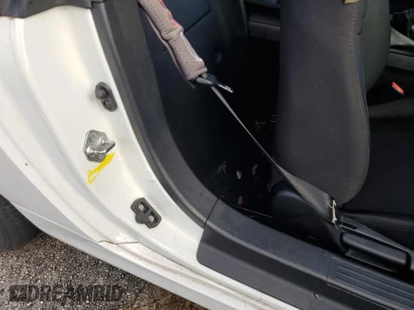 ✅ 2015 Mazda MX-5 Miata Sport • VIN: JM1NC2JF9F0238806 • Lot: 73948724. Wystawiony na Copart z przebiegiem 47 124 mil. Bezpłatny archiwum sprzedaży aukcyjnych z USA i szczegółowy raport historii pojazdu na DreamBid. Zdjęcie 12.