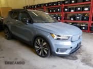 ✅ 2021 Volvo XC40 • VIN: YV4ED3UR9M2597323 • Lot: 64683403. Listed on Copart with 29,266 mi. Free auction sales archive from the USA and detailed vehicle history report at DreamBid. Image 4.