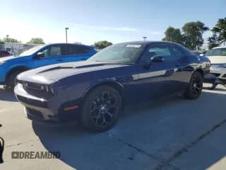 ✅ 2015 Dodge Challenger SXT • VIN: 2C3CDZAG0FH885083 • Lot: 58255714. Wystawiony na Copart z przebiegiem 100 540 mil. Bezpłatny archiwum sprzedaży aukcyjnych z USA i szczegółowy raport historii pojazdu na DreamBid. Zdjęcie 1.