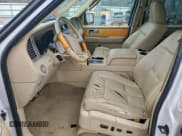 ✅ 2009 Lincoln Navigator • VIN: 5LMFU28519EJ01776 • Lot: 95968935. Listed on Copart with 268,990 mi. Free auction sales archive from the USA and detailed vehicle history report at DreamBid. Image 7.