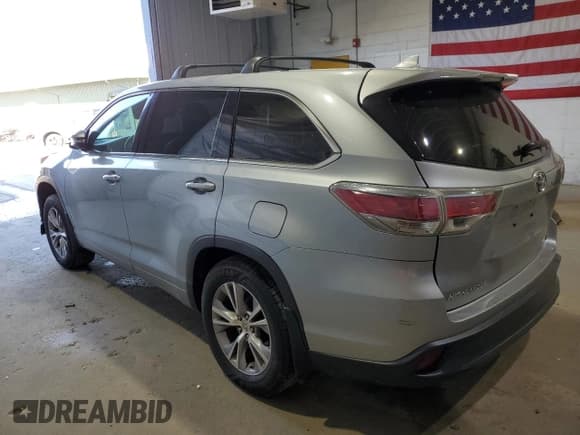 ✅ 2014 Toyota Highlander LE • VIN: 5TDBKRFH7ES041170 • Лот: 59275835. Опубликован ранее на Copart с пробегом 258 239 миль. Бесплатный доступ к архиву аукционных продаж из США и подробный отчёт об истории автомобиля на DreamBid. Изображение 2.