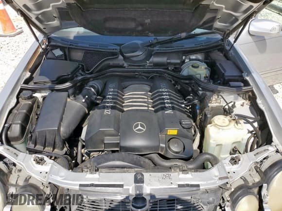 ✅ 2001 Mercedes-Benz E 320 • VIN: WDBJF70J21B298026 • Lot: 62411025. Wystawiony na Copart z przebiegiem 164 925 mil. Bezpłatny archiwum sprzedaży aukcyjnych z USA i szczegółowy raport historii pojazdu na DreamBid. Zdjęcie 11.