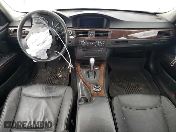 ✅ 2010 BMW 3 Series 335i xDrive • VIN: WBAPL3C51AA407784 • Лот: 59004125. Опубликован ранее на Copart с пробегом 211 708 миль. Бесплатный доступ к архиву аукционных продаж из США и подробный отчёт об истории автомобиля на DreamBid. Изображение 8.