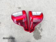 ✅ 2021 Ford Explorer ST • VIN: 1FM5K8GCXMGA95156 • Lot: 42270116. Wystawiony na IAAI z przebiegiem 74 823 mil. Bezpłatny archiwum sprzedaży aukcyjnych z USA i szczegółowy raport historii pojazdu na DreamBid. Zdjęcie 12.