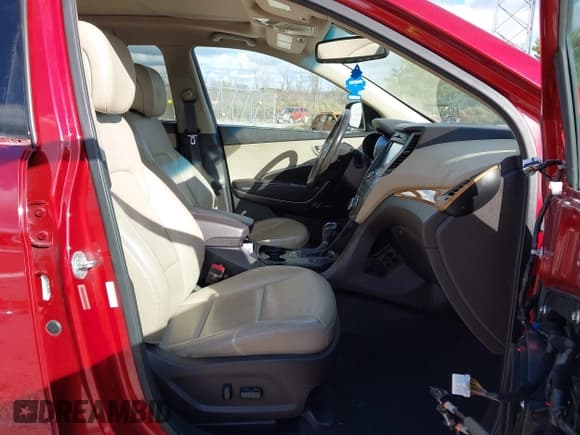 ✅ 2014 Hyundai Santa Fe • VIN: 5XYZU3LB2EG227282 • Лот: 43519069. Опубликован ранее на IAAI с пробегом 192 644 миль. Бесплатный доступ к архиву аукционных продаж из США и подробный отчёт об истории автомобиля на DreamBid. Изображение 5.