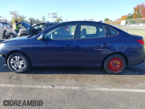 ✅ 2010 Hyundai Elantra SE • VIN: KMHDU4AD0AU980415 • Lot: 43457509. Listed on IAAI with 190,525 mi. Free auction sales archive from the USA and detailed vehicle history report at DreamBid. Image 14.