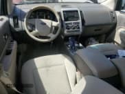 ✅ 2009 Ford Edge SE • VIN: 2FMDK36C49BA34075 • Лот: 63058655. Опубликован ранее на Copart с пробегом 76 522 миль. Бесплатный доступ к архиву аукционных продаж из США и подробный отчёт об истории автомобиля на DreamBid. Изображение 8.