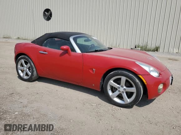 ✅ 2007 Pontiac Solstice • VIN: 1G2MB35BX7Y137681 • Lot: 67002804. Wystawiony na Copart z przebiegiem 133 295 mil. Bezpłatny archiwum sprzedaży aukcyjnych z USA i szczegółowy raport historii pojazdu na DreamBid. Zdjęcie 4.
