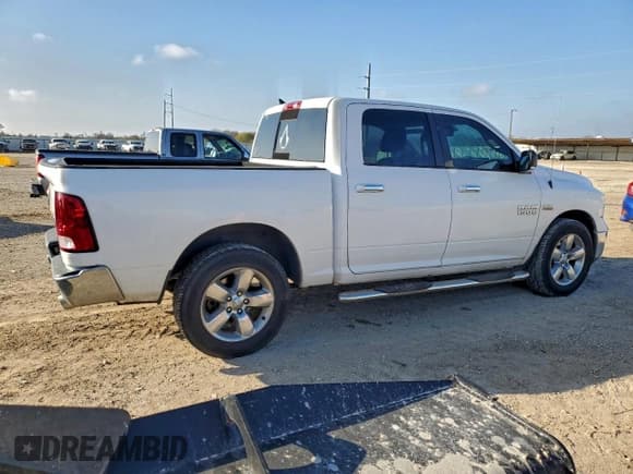 ✅ 2015 Ram 1500 Big Horn • VIN: 1C6RR6LTXFS590699 • Лот: 95981665. Опубликован ранее на Copart с пробегом 116 707 миль. Бесплатный доступ к архиву аукционных продаж из США и подробный отчёт об истории автомобиля на DreamBid. Изображение 3.