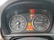 ✅ 2011 BMW 3 Series 335d • VIN: WBAPN7C59BA950822 • Лот: 91827405. Опубликован ранее на Copart с пробегом 182 451 миль. Бесплатный доступ к архиву аукционных продаж из США и подробный отчёт об истории автомобиля на DreamBid. Изображение 9.