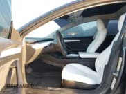 ✅ 2023 Tesla Model 3 • VIN: 5YJ3E1EA9PF631363 • Lot: 43508466. Wystawiony na IAAI z przebiegiem 58 383 mil. Bezpłatny archiwum sprzedaży aukcyjnych z USA i szczegółowy raport historii pojazdu na DreamBid. Zdjęcie 5.