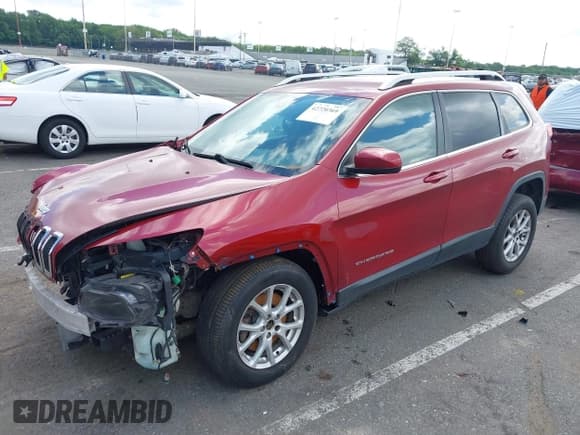 ✅ 2014 Jeep Cherokee Latitude • VIN: 1C4PJMCS3EW216803 • Lot: 42720369. Wystawiony na IAAI z przebiegiem 108 223 mil. Bezpłatny archiwum sprzedaży aukcyjnych z USA i szczegółowy raport historii pojazdu na DreamBid. Zdjęcie 2.