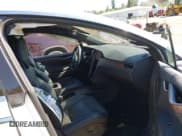 ✅ 2019 Tesla Model X 75D • VIN: 5YJXCAE26KF198206 • Lot: 42745218. Wystawiony na IAAI z przebiegiem 59 438 mil. Bezpłatny archiwum sprzedaży aukcyjnych z USA i szczegółowy raport historii pojazdu na DreamBid. Zdjęcie 5.