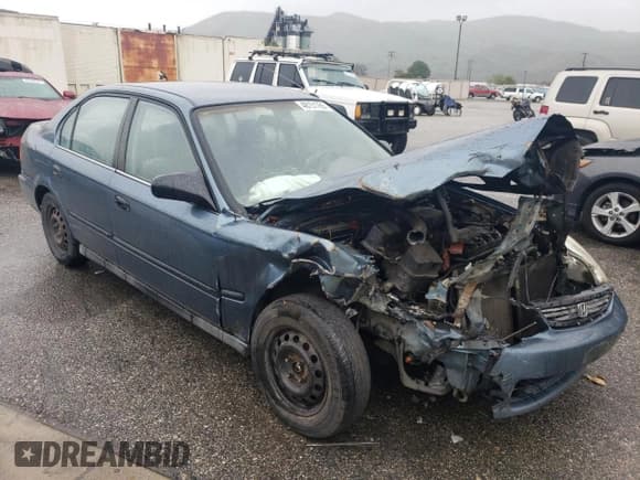 ✅ 1996 Honda Civic DX • VIN: 2HGEJ6621TH525813 • Лот: 48151765. Опубликован ранее на Copart с пробегом 229 339 миль. Бесплатный доступ к архиву аукционных продаж из США и подробный отчёт об истории автомобиля на DreamBid. Изображение 4.