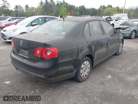 ✅ 2007 Volkswagen Jetta • VIN: 3VWGG71K67M140089 • Лот: 42173711. Опубликован ранее на IAAI с пробегом 87 760 миль. Бесплатный доступ к архиву аукционных продаж из США и подробный отчёт об истории автомобиля на DreamBid. Изображение 4.