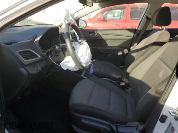 ✅ 2020 Hyundai Accent SE • VIN: 3KPC24A68LE104992 • Лот: 76080674. Опубликован ранее на Copart с пробегом 78 288 миль. Бесплатный доступ к архиву аукционных продаж из США и подробный отчёт об истории автомобиля на DreamBid. Изображение 7.