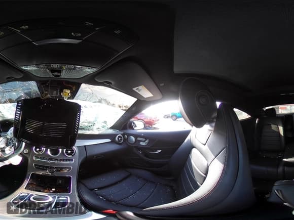 ✅ 2023 Mercedes-Benz C 300 • VIN: W1KWJ8DB9PG118797 • Lot: 42484011. Wystawiony na IAAI z przebiegiem 20 367 mil. Bezpłatny archiwum sprzedaży aukcyjnych z USA i szczegółowy raport historii pojazdu na DreamBid. Zdjęcie 19.