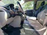 ✅ 2014 Chrysler Town & Country Touring L • VIN: 2C4RC1CG4ER228822 • Lot: 67989025. Wystawiony na Copart z przebiegiem 88 622 mil. Bezpłatny archiwum sprzedaży aukcyjnych z USA i szczegółowy raport historii pojazdu na DreamBid. Zdjęcie 7.