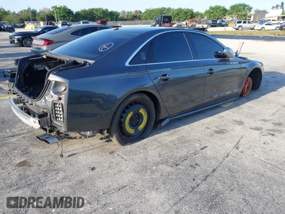 ✅ 2015 Audi S8 • VIN: WAUK2AFD5FN021986 • Лот: 41986491. Опубликован ранее на IAAI с пробегом 142 073 миль. Бесплатный доступ к архиву аукционных продаж из США и подробный отчёт об истории автомобиля на DreamBid. Изображение 4.