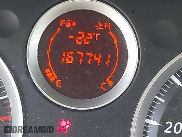 ✅ 2011 Nissan Sentra SL • VIN: 3N1AB6AP5BL653963 • Lot: 42092619. Listed on IAAI with 167,741 mi. Free auction sales archive from the USA and detailed vehicle history report at DreamBid. Image 15.