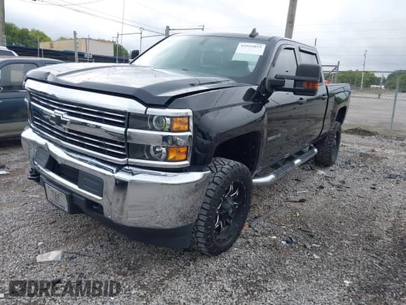 ✅ 2017 Chevrolet Silverado 2500HD Work Truck • VIN: 1GC1KUEG9HF105401 • Лот: 42952053. Опубликован ранее на IAAI с пробегом 84 654 миль. Бесплатный доступ к архиву аукционных продаж из США и подробный отчёт об истории автомобиля на DreamBid. Изображение 2.