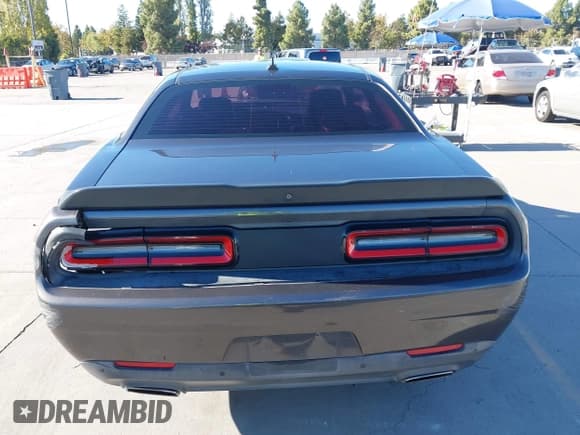 ✅ 2016 Dodge Challenger SXT • VIN: 2C3CDZAG9GH256410 • Лот: 43495707. Опубликован ранее на IAAI с пробегом 97 803 миль. Бесплатный доступ к архиву аукционных продаж из США и подробный отчёт об истории автомобиля на DreamBid. Изображение 16.