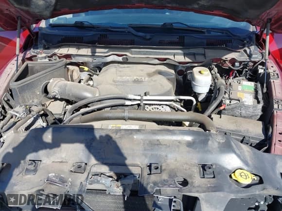 ✅ 2015 Ram 2500 Laramie • VIN: 3C6UR5FJ6FG708754 • Lot: 41786083. Wystawiony na IAAI z przebiegiem 57 716 mil. Bezpłatny archiwum sprzedaży aukcyjnych z USA i szczegółowy raport historii pojazdu na DreamBid. Zdjęcie 10.