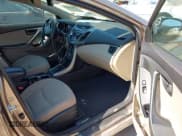 ✅ 2014 Hyundai Elantra SE • VIN: 5NPDH4AE7EH529080 • Lot: 43481435. Listed on IAAI with 82,732 mi. Free auction sales archive from the USA and detailed vehicle history report at DreamBid. Image 5.