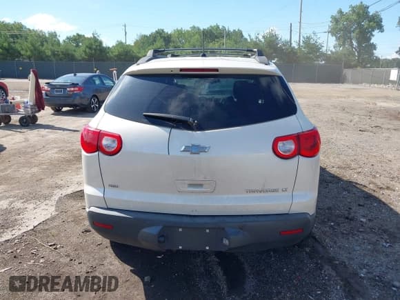 ✅ 2011 Chevrolet Traverse 1LT • VIN: 1GNKVGED2BJ113399 • Lot: 43049220. Listed on IAAI with 149,156 mi. Free auction sales archive from the USA and detailed vehicle history report at DreamBid. Image 16.