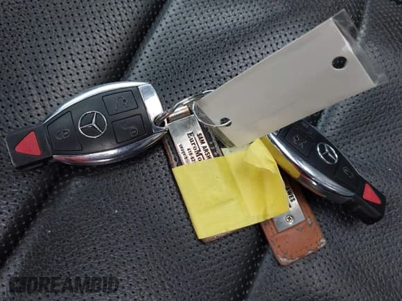 ✅ 2018 Mercedes-Benz GLS 550 • VIN: 4JGDF7DE7JB009066 • Lot: 42920138. Wystawiony na IAAI z przebiegiem 99 940 mil. Bezpłatny archiwum sprzedaży aukcyjnych z USA i szczegółowy raport historii pojazdu na DreamBid. Zdjęcie 11.