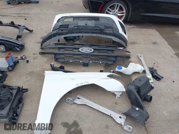 ✅ 2023 Ford Expedition Limited • VIN: 1FMJU2A8XPEA34223 • Lot: 41815116. Listed on IAAI with 25,427 mi. Free auction sales archive from the USA and detailed vehicle history report at DreamBid. Image 12.