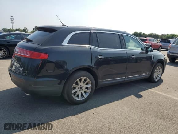 ✅ 2014 Lincoln MKT • VIN: 2LMHJ5NK5EBL51936 • Лот: 66422565. Опубликован ранее на Copart с пробегом 185 245 миль. Бесплатный доступ к архиву аукционных продаж из США и подробный отчёт об истории автомобиля на DreamBid. Изображение 3.
