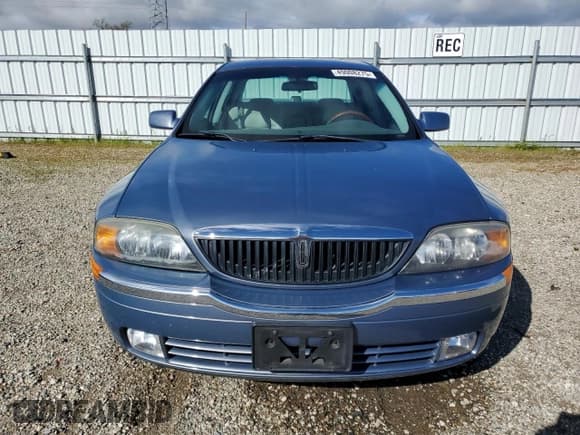 ✅ 2000 Lincoln LS • VIN: 1LNHM86SXYY822540 • Лот: 49008275. Опубликован ранее на Copart с пробегом 71 094 миль. Бесплатный доступ к архиву аукционных продаж из США и подробный отчёт об истории автомобиля на DreamBid. Изображение 5.