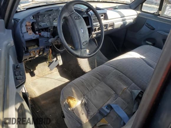 ✅ 1992 Ford F-150 • VIN: 1FTDF15H1NLA30439 • Лот: 86606974. Опубликован ранее на Copart с пробегом Не указан. Бесплатный доступ к архиву аукционных продаж из США и подробный отчёт об истории автомобиля на DreamBid. Изображение 8.