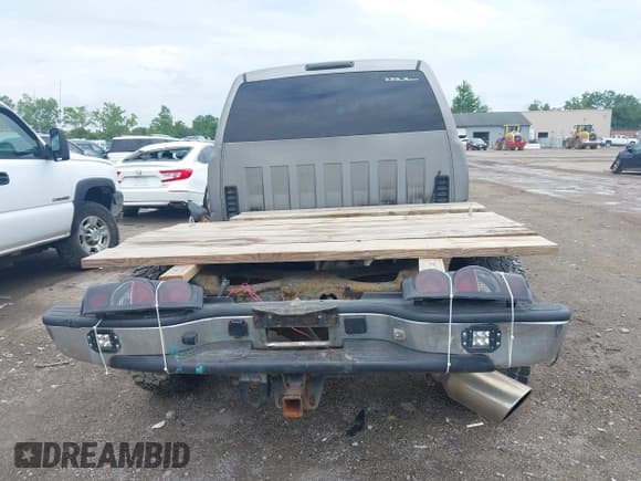 ✅ 2006 Chevrolet Silverado 2500HD LT3 • VIN: 1GCHK23D36F183567 • Лот: 42841319. Опубликован ранее на IAAI с пробегом 184 029 миль. Бесплатный доступ к архиву аукционных продаж из США и подробный отчёт об истории автомобиля на DreamBid. Изображение 16.