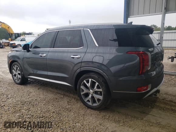 ✅ 2021 Hyundai Palisade Limited • VIN: KM8R5DHE0MU295644 • Лот: 81378155. Опубликован ранее на Copart с пробегом 70 754 миль. Бесплатный доступ к архиву аукционных продаж из США и подробный отчёт об истории автомобиля на DreamBid. Изображение 2.
