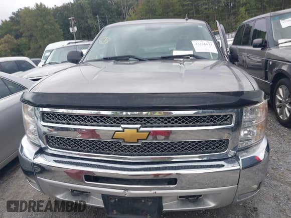 ✅ 2012 Chevrolet Silverado 1500 LT • VIN: 1GCPKSE73CF173944 • Lot: 43226674. Wystawiony na IAAI z przebiegiem 291 350 mil. Bezpłatny archiwum sprzedaży aukcyjnych z USA i szczegółowy raport historii pojazdu na DreamBid. Zdjęcie 12.